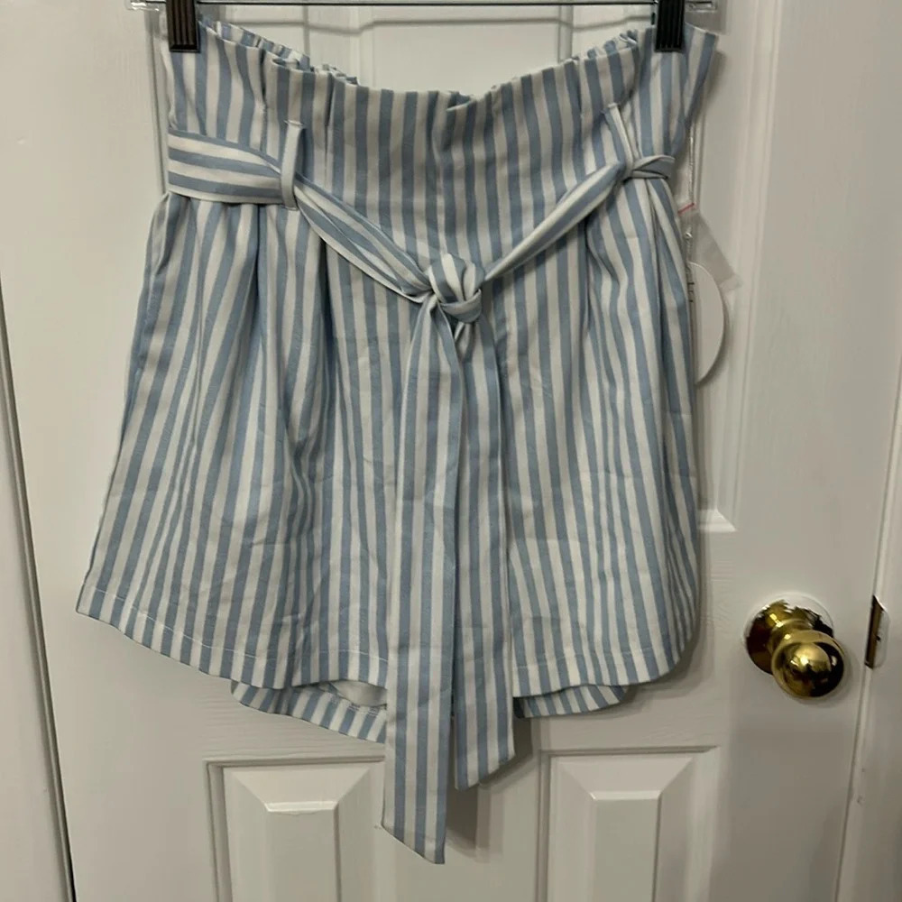 Bishop and Young Women’s (S) Blue/White Paperbag Shorts Lined Summer NWT